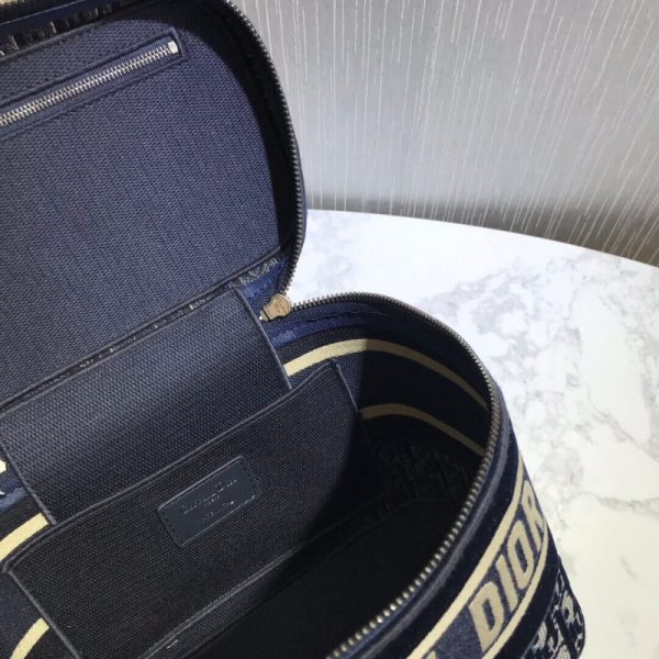 Replica Dior Oblique Velvet Diortravel Vanity Case S5480V - Image 10