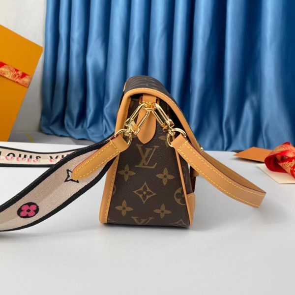 LV Monogram Diane Bag Replica - Timeless Style, M45985 - Image 3