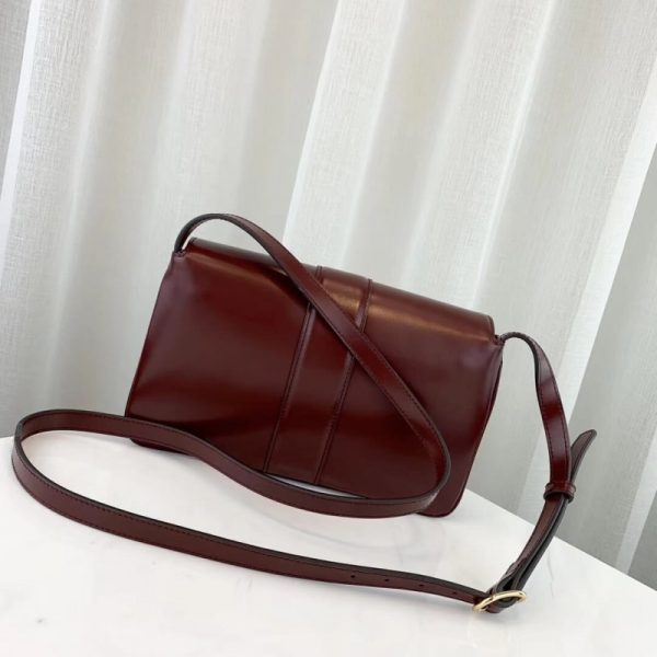 Replica Gucci Arli Small Shoulder Bag – Stylish Elegance - Image 4