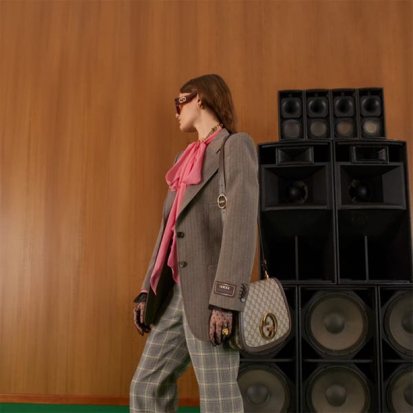 Replica Gucci Blondie Medium Shoulder Bag with Interlocking G - Image 2