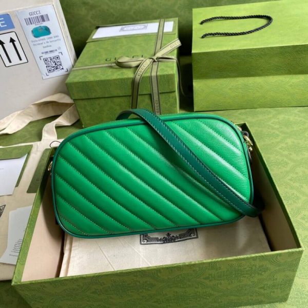 Replica Gucci GG Marmont Small Shoulder Bag in Emerald Leather - Image 4
