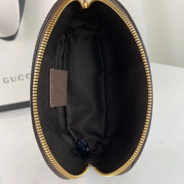 Replica Gucci GG Wash Bag 625550 – Stylish & Functional - Image 10