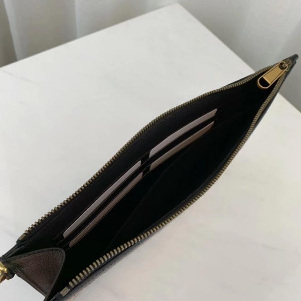 Replica Gucci GG Wool Pouch – Premium Fashion Accessory - Image 9