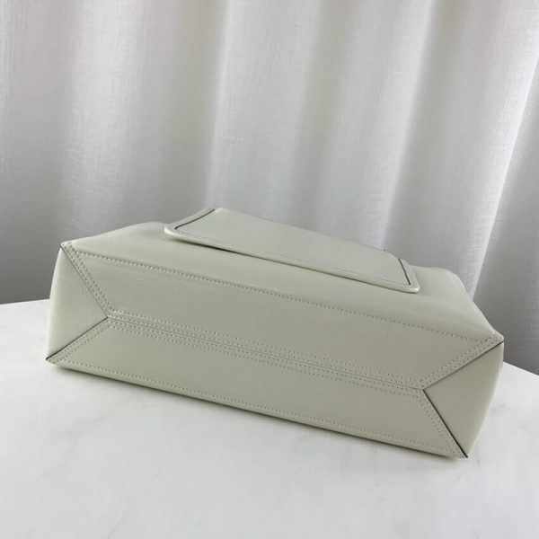 Replica Gucci Medium Tote with Double G Logo - Image 4