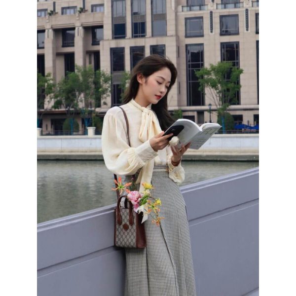 Gucci Mini Tote Bag Replica – GG Supreme Interlocking G - Image 3