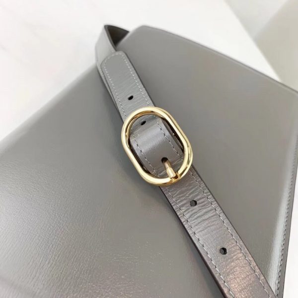 Replica Gucci Small Leather Shoulder Bag - Stylish & Compact - Image 9
