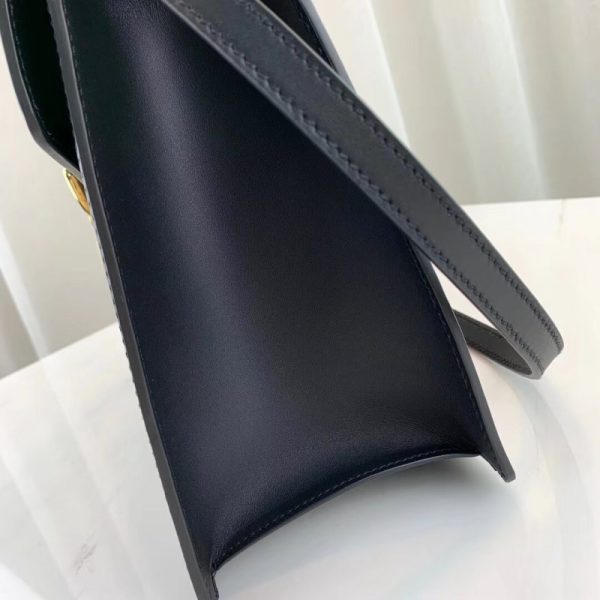 Replica Gucci Sylvie Medium Top Handle Bag – Style 431665 - Image 7