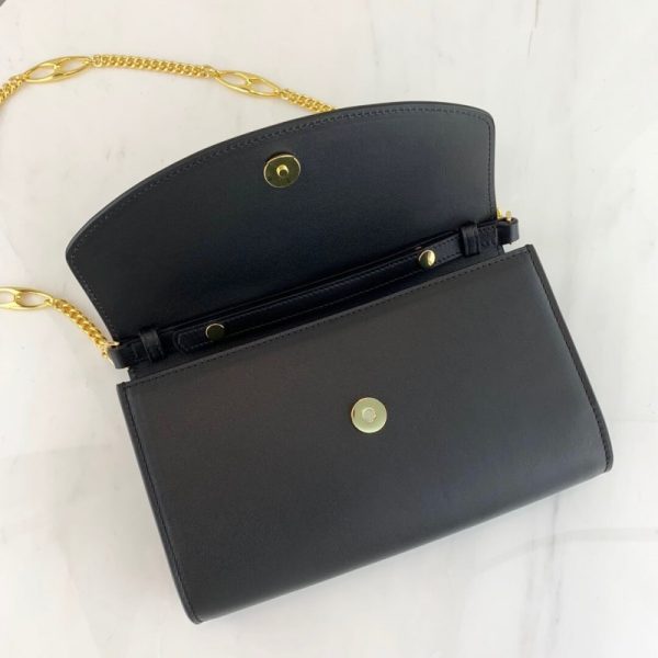 Replica Gucci Zumi Leather Shoulder Bag | Stylish & Compact - Image 7