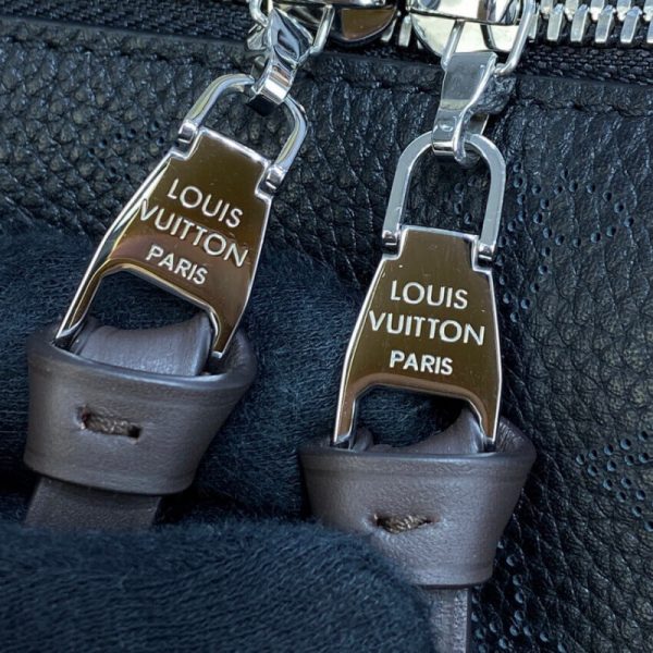 Replica Louis Vuitton Beaubourg Hobo MM Black M56073 - Image 13