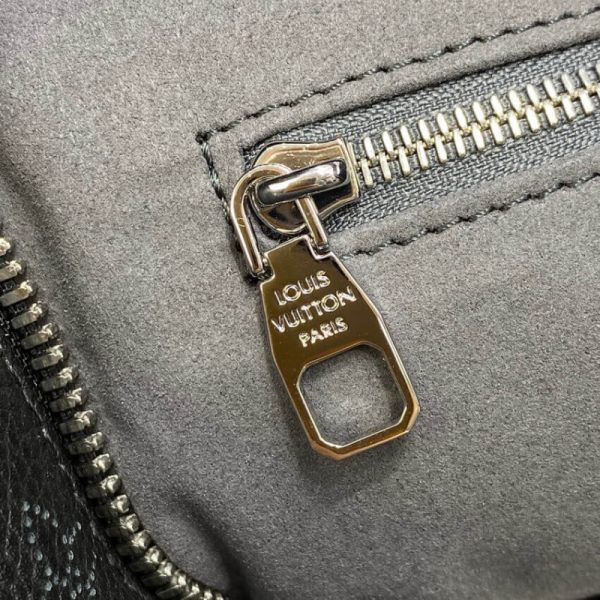 Replica Louis Vuitton Beaubourg Hobo MM Black M56073 - Image 15