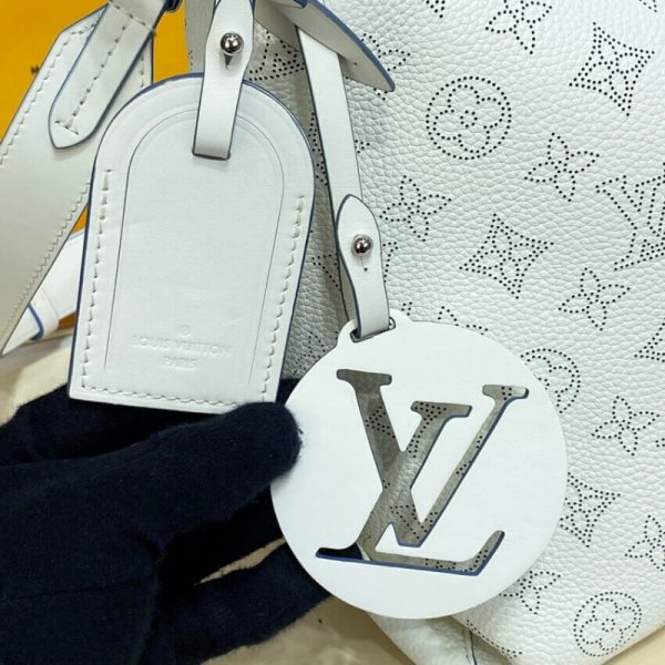Replica Louis Vuitton Beaubourg Hobo MM White M58482 Bag - Image 9