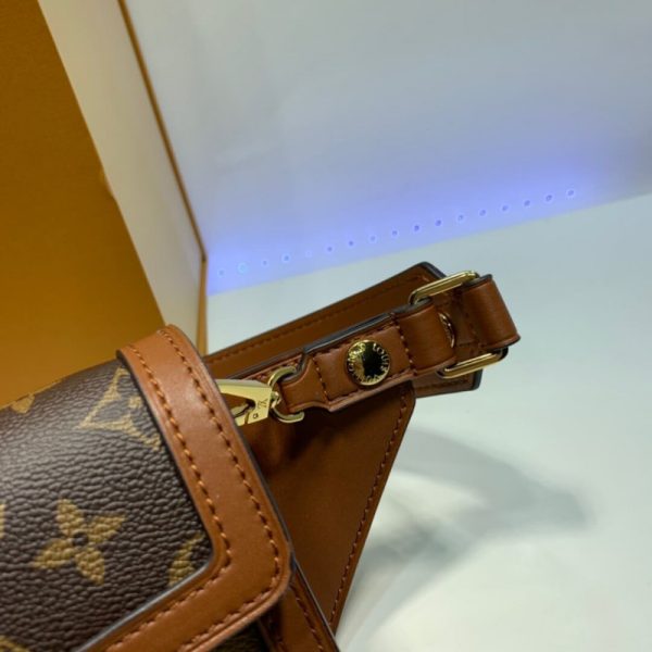 Replica LV Dauphine Bumbag M44586 - Stylish & Chic - Image 5