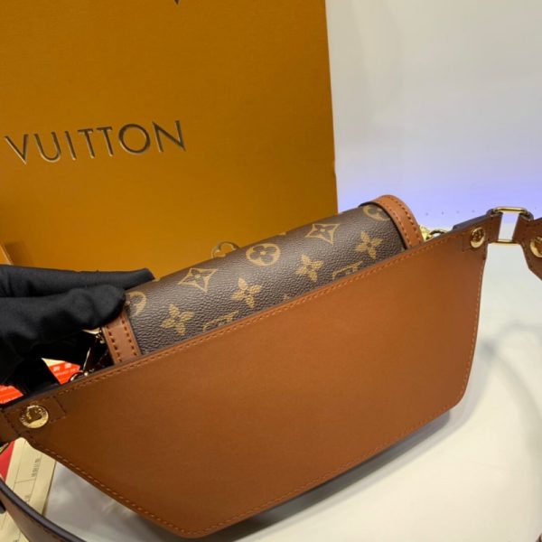 Replica LV Dauphine Bumbag M44586 - Stylish & Chic - Image 6