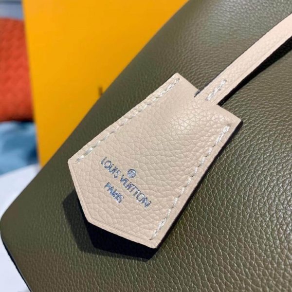 Replica LV Calfskin Leather Lockme Bucket Bag M55439 - Image 7