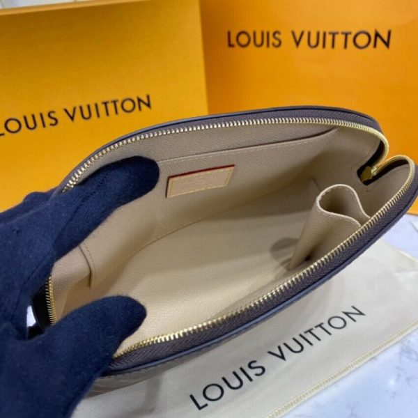 Louis Vuitton Cosmetic Pouch Replica GM M47353 – Premium Design - Image 10