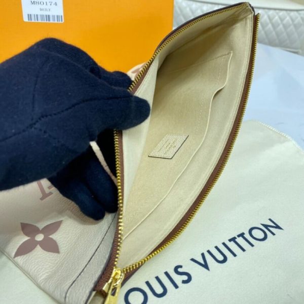 Replica Louis Vuitton M80174 Cream Daily Pouch - Image 9