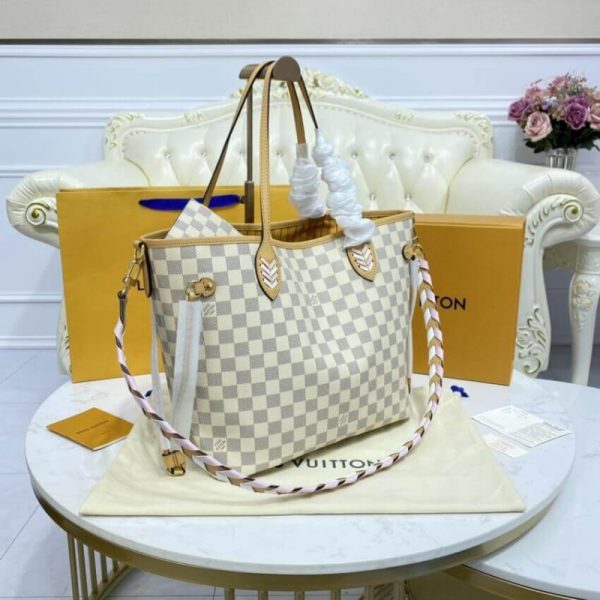 Authentic-Look Louis Vuitton Damier Azur Neverfull MM Replica - Image 4