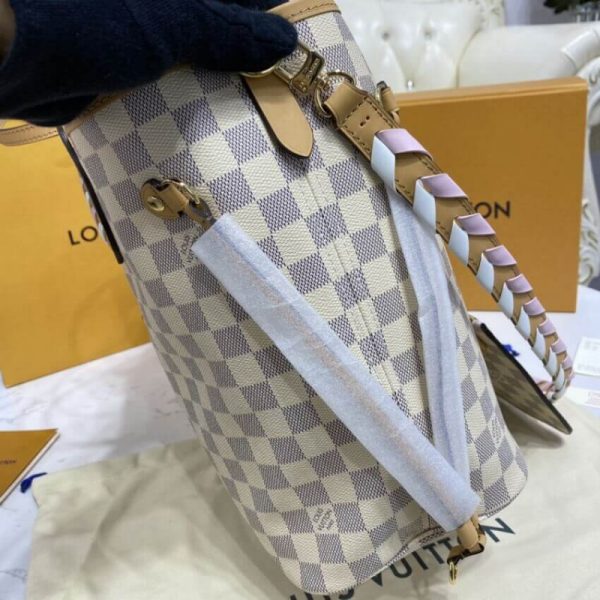 Authentic-Look Louis Vuitton Damier Azur Neverfull MM Replica - Image 7