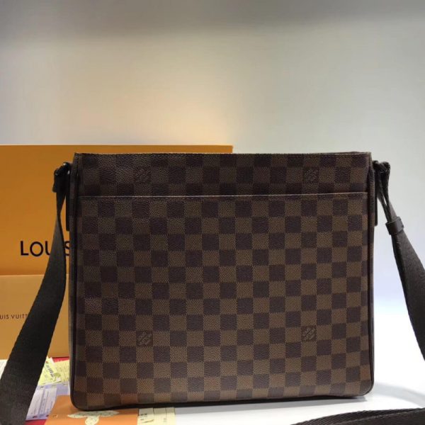 Louis Vuitton Damier Ebene Replica District MM N41213 Bag - Image 8