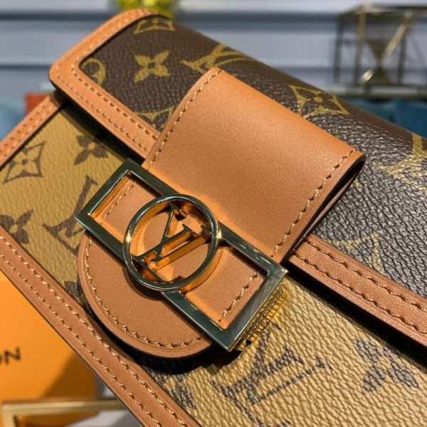 Louis Vuitton Dauphine Chain Wallet Replica M68746 - Image 7