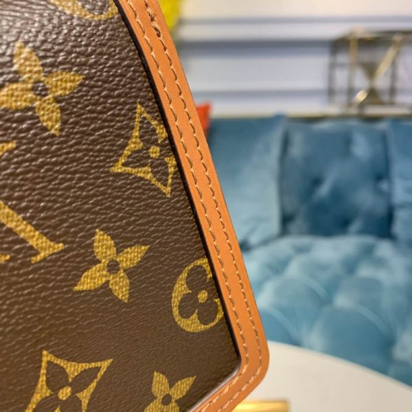 Louis Vuitton Dauphine Chain Wallet Replica M68746 - Image 8