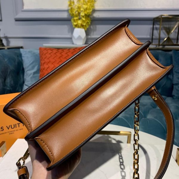 Replica Louis Vuitton Dauphine MM M44392 Bag - Image 4