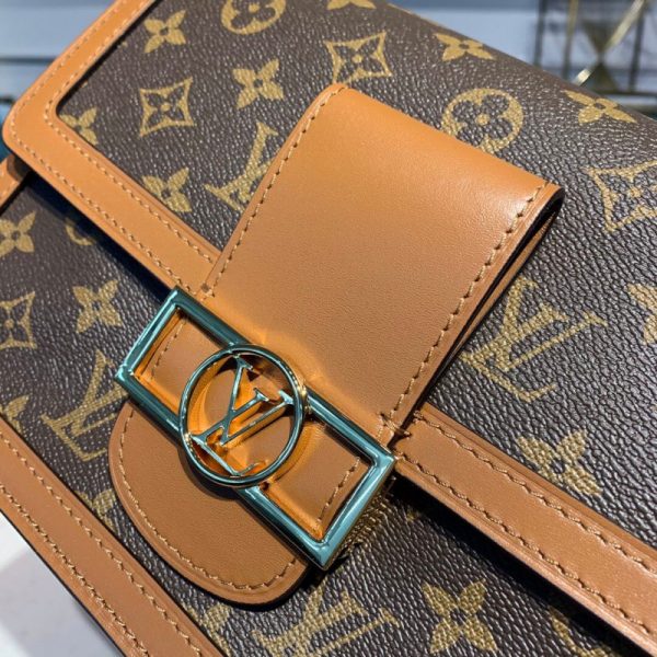 Replica Louis Vuitton Dauphine MM M44392 Bag - Image 5