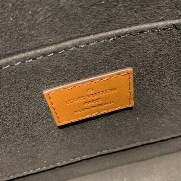 Replica Louis Vuitton Dauphine MM M44392 Bag - Image 8