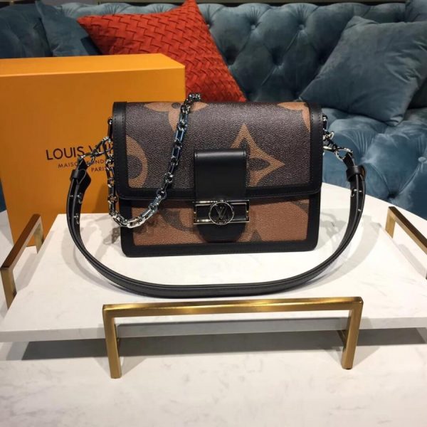 Replica Louis Vuitton Dauphine MM M44599 Handbag - Image 2