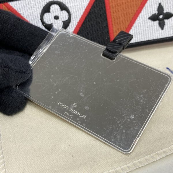 Replica LV Epi Leather Twist MM M59027 Black Bag - Image 17