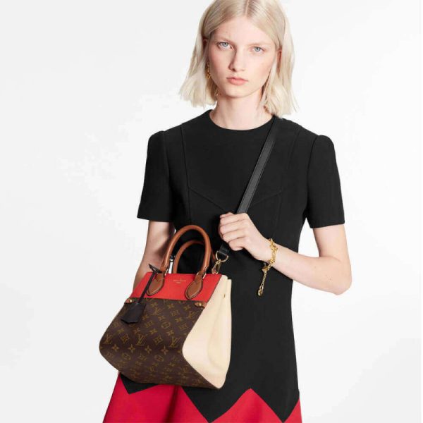Replica Louis Vuitton Fold Tote PM – Stylish & Elegant Design - Image 2