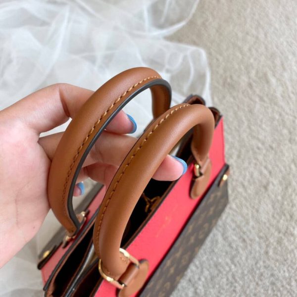 Replica Louis Vuitton Fold Tote PM – Stylish & Elegant Design - Image 8