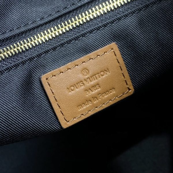 Replica Louis Vuitton Dauphine Hobo MM M45195 Bag - Image 16