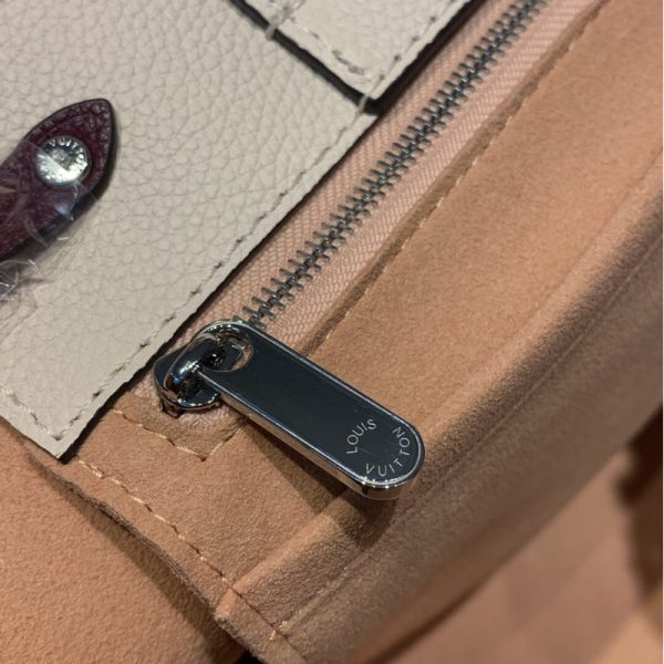 LV Lockme Bucket Replica - Elegant & Stylish M53584 Design - Image 7
