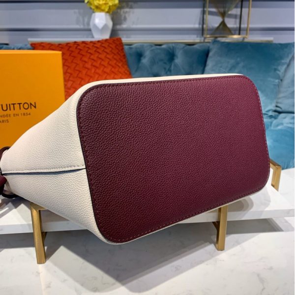 LV Lockme Bucket Replica - Elegant & Stylish M53584 Design - Image 9