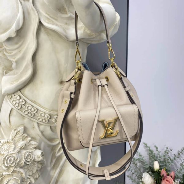 Replica LV Lockme Bucket Bag M57687 M57688 M57689 Edition - Image 3