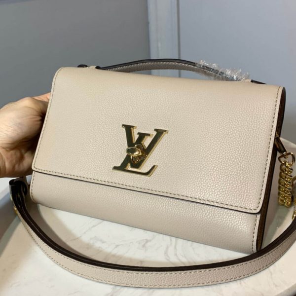 Replica LV Lockme Clutch M56087/M56088/M56136 – Style & Elegance - Image 5