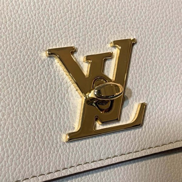 Replica LV Lockme Clutch M56087/M56088/M56136 – Style & Elegance - Image 6