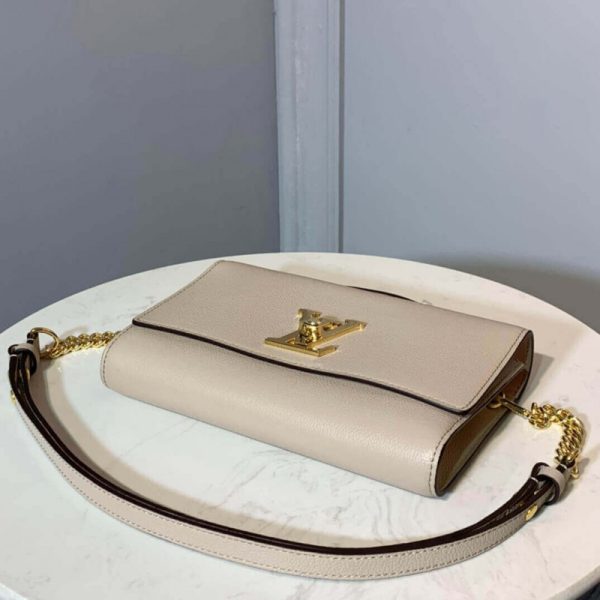 Replica LV Lockme Clutch M56087/M56088/M56136 – Style & Elegance - Image 10