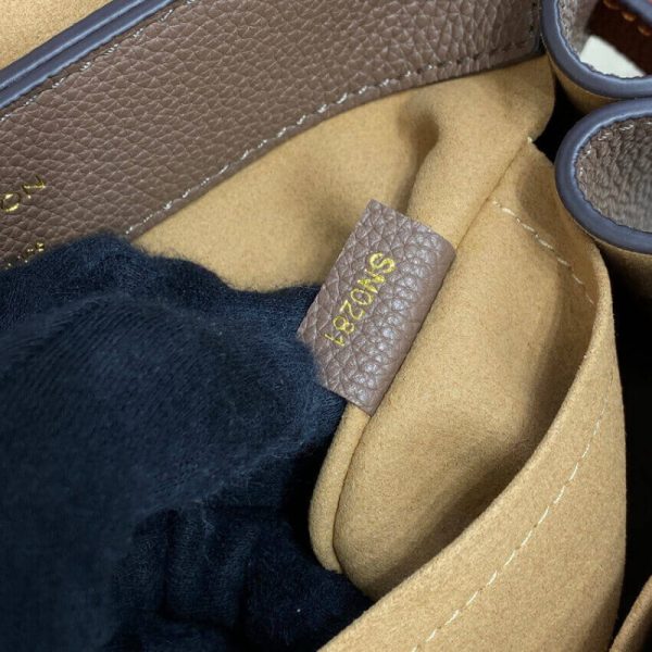 Replica LV Lockme Ever Bb in Smokey-Quartz-Caramel - Image 17