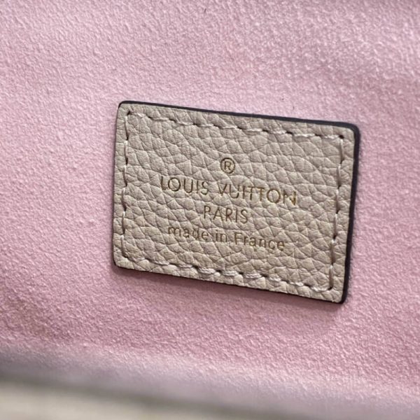 Stylish Louis Vuitton Lockme Shopper Bag Replica - Image 11