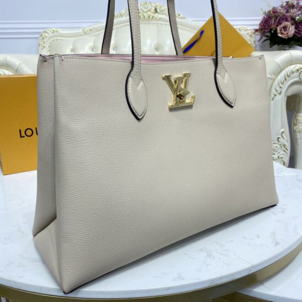 Stylish Louis Vuitton Lockme Shopper Bag Replica - Image 7