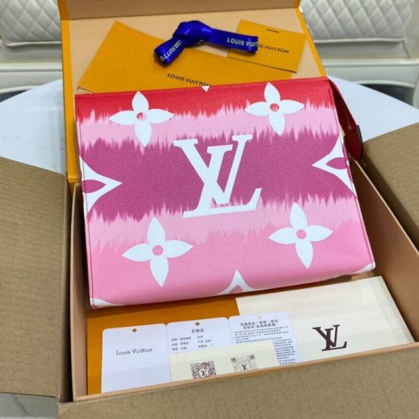 LV Escale Toiletry Pouch 26 Replica - Vibrant Red Design - Image 4