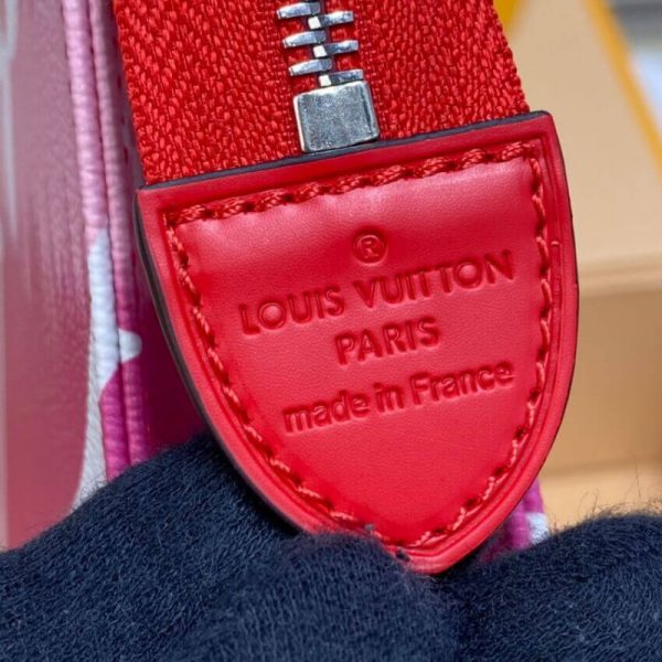 LV Escale Toiletry Pouch 26 Replica - Vibrant Red Design - Image 9