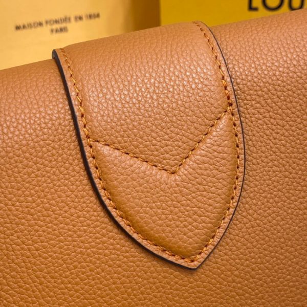Replica LV Pont 9 Soft PM M58729 Golden Siena Bag - Image 8