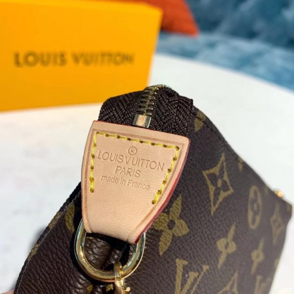 Replica LV Mini Pochette M58009 | Stylish & Compact Luxury Bag - Image 5