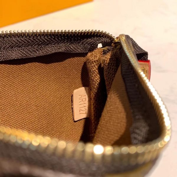 Replica LV Mini Pochette M58009 | Stylish & Compact Luxury Bag - Image 7