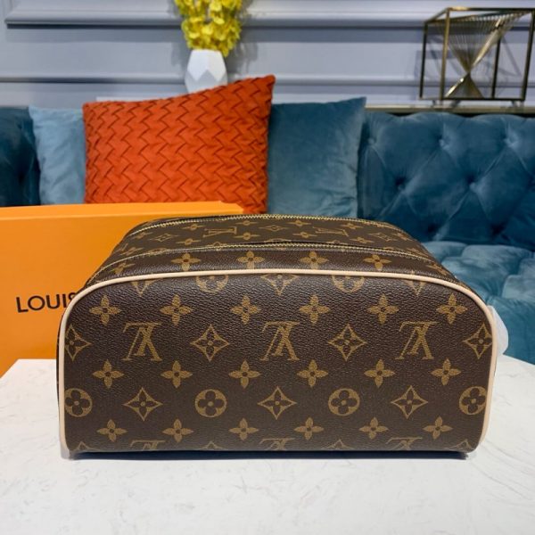 Replica LV Monogram Toiletry Bag M47528, King Size - Image 4