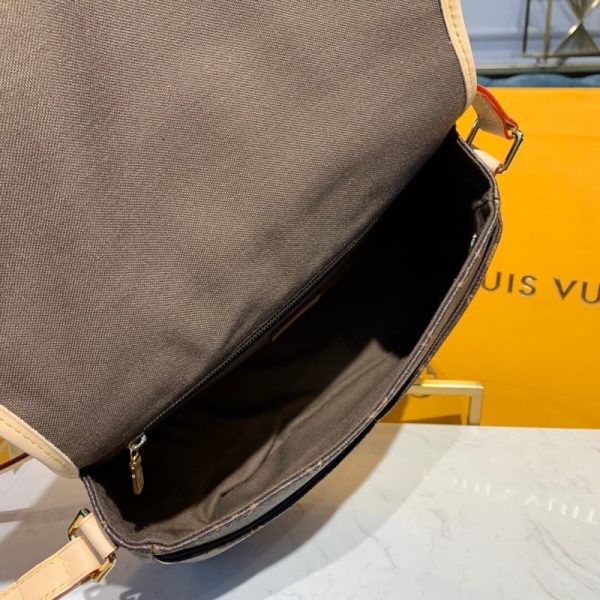 Replica Louis Vuitton Monogram Canvas Menilmontant PM Bag - Image 10