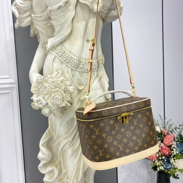 Replica LV Monogram Canvas Nice Cosmetic Bag M47280 - Image 3